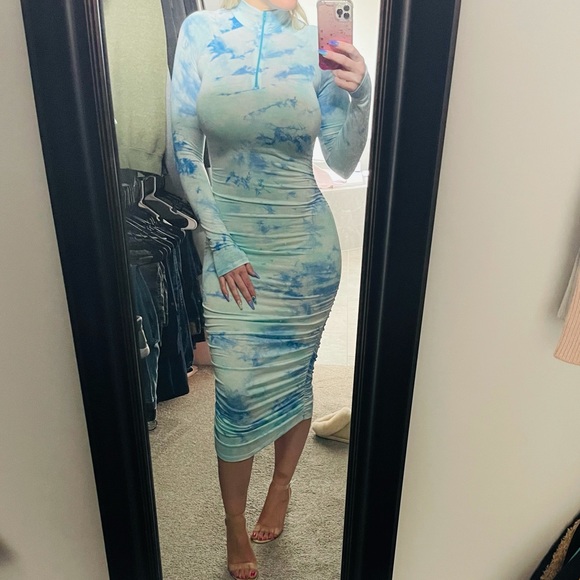 Tie Dye Midi Dress - Picture 2 of 3